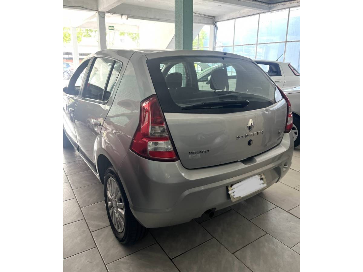 RENAULT - SANDERO - 2012/2012 - Prata - R$ 33.000,00