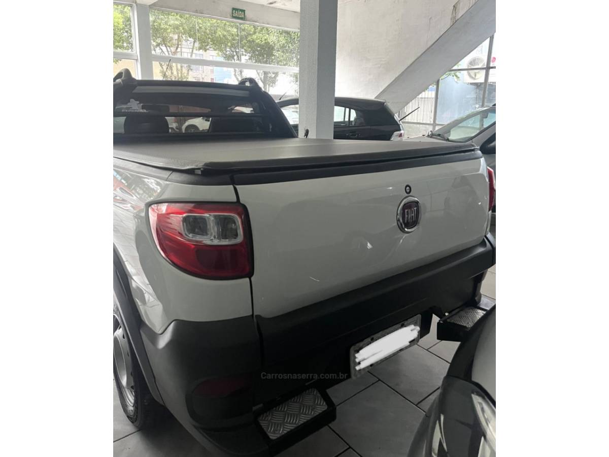 FIAT - STRADA - 2015/2016 - Branca - R$ 49.900,00