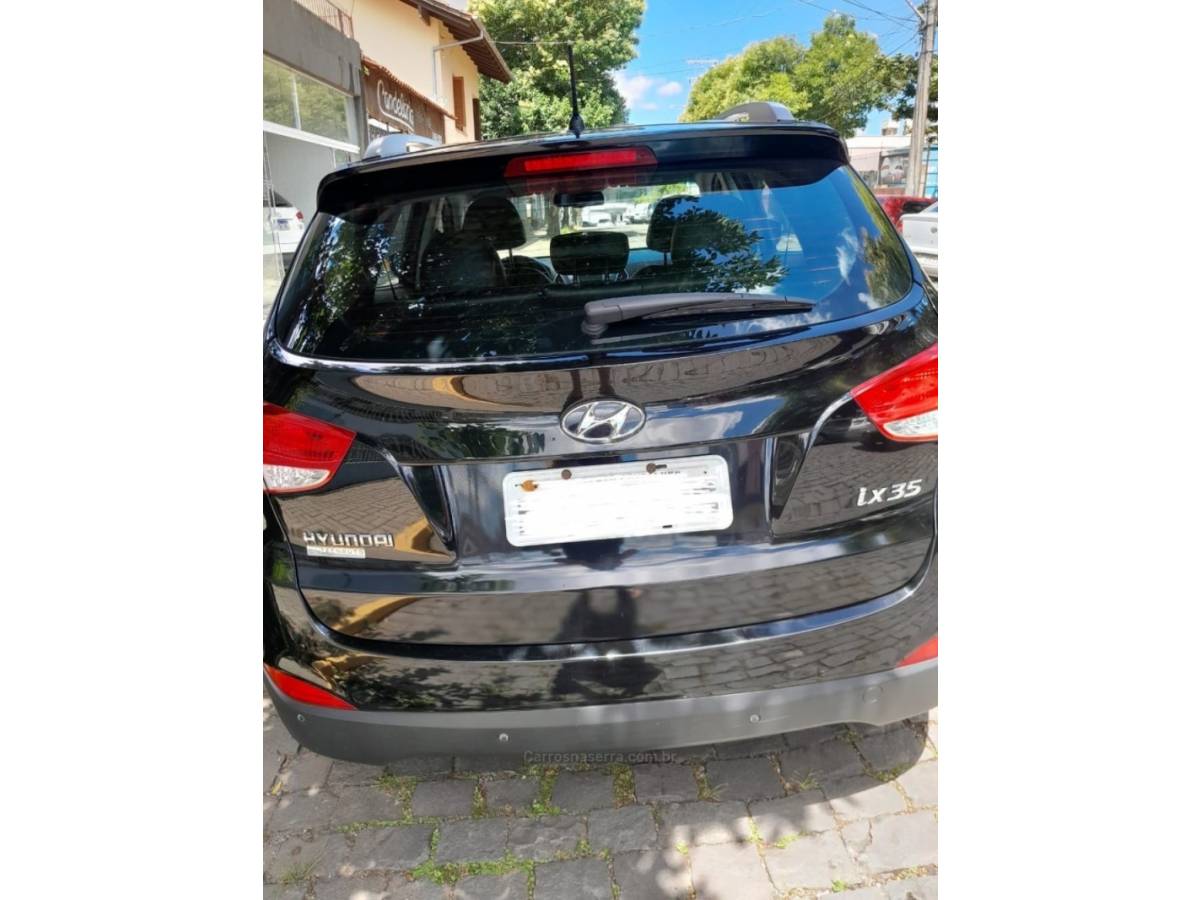 HYUNDAI - IX35 - 2011/2012 - Preta - R$ 60.000,00